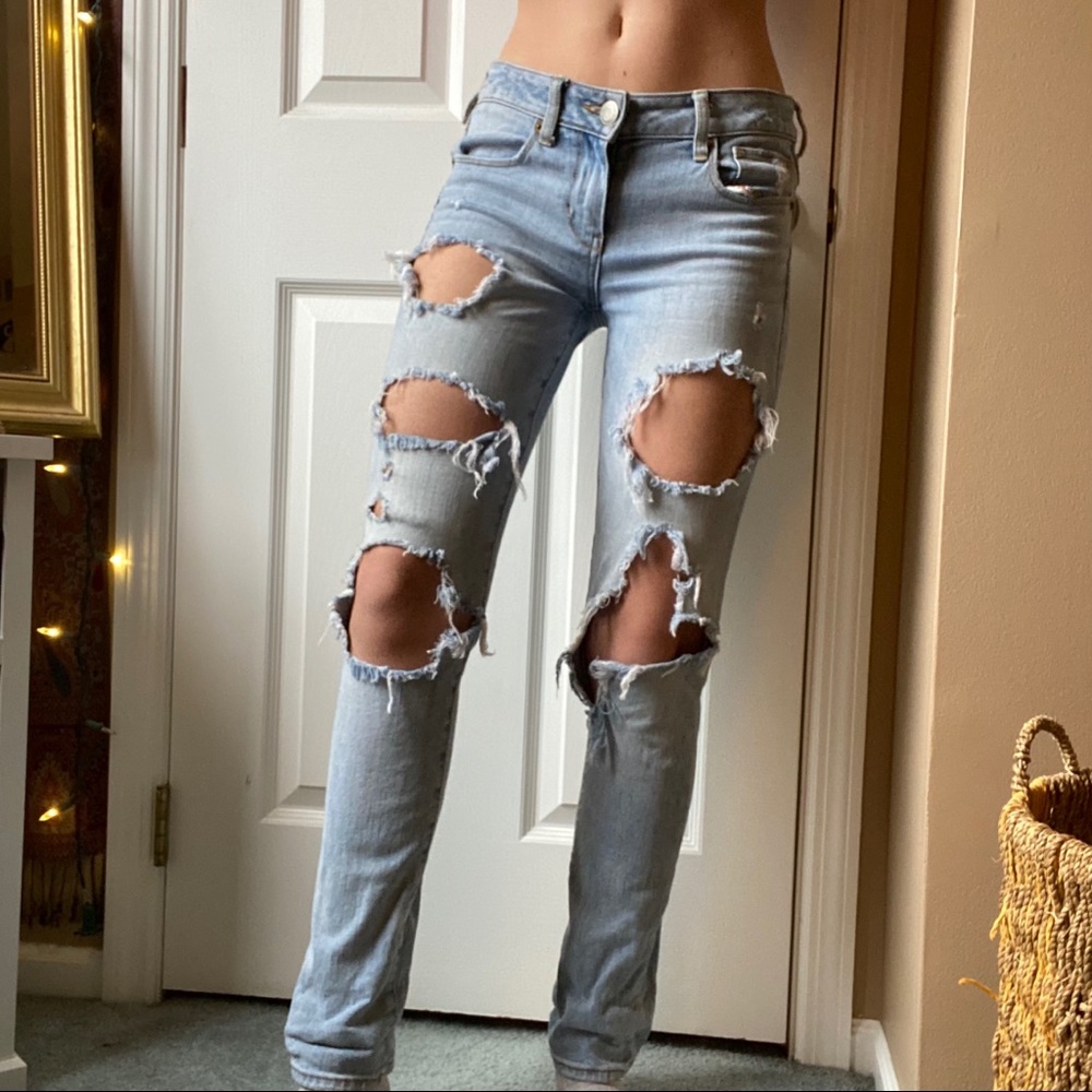 American Eagle Ripped Jeans!